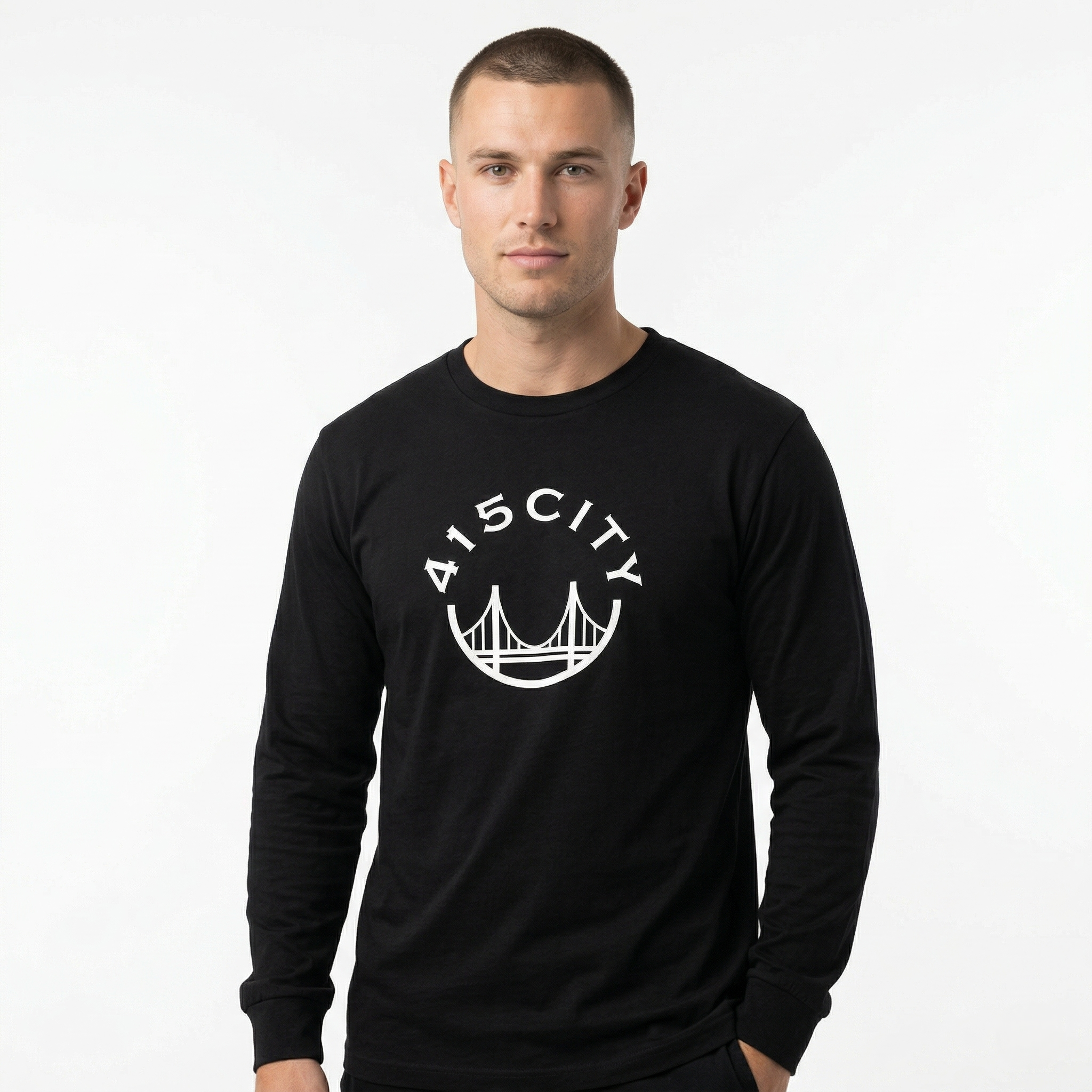 5071_CLASSIC_LONGSLEEVE_BLACK_WHITE_CENTER_1_e7438359-5626-4481-aea8-2fe0d1be6794.png