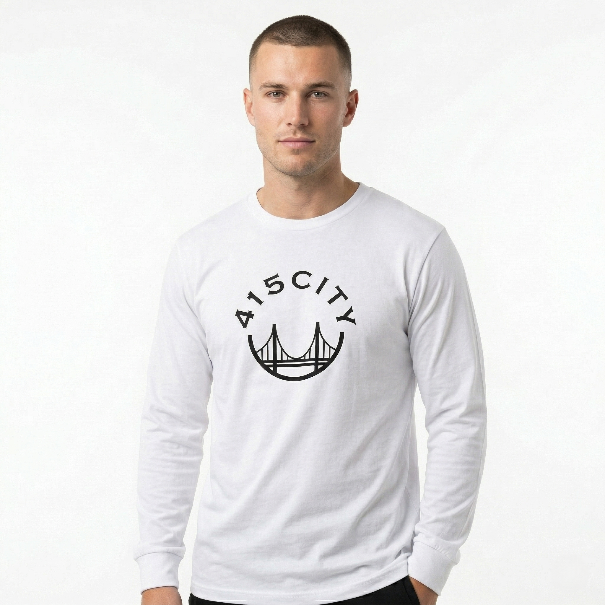 5071_CLASSIC_LONGSLEEVE_WHITE_BLACK_CENTER_1.png