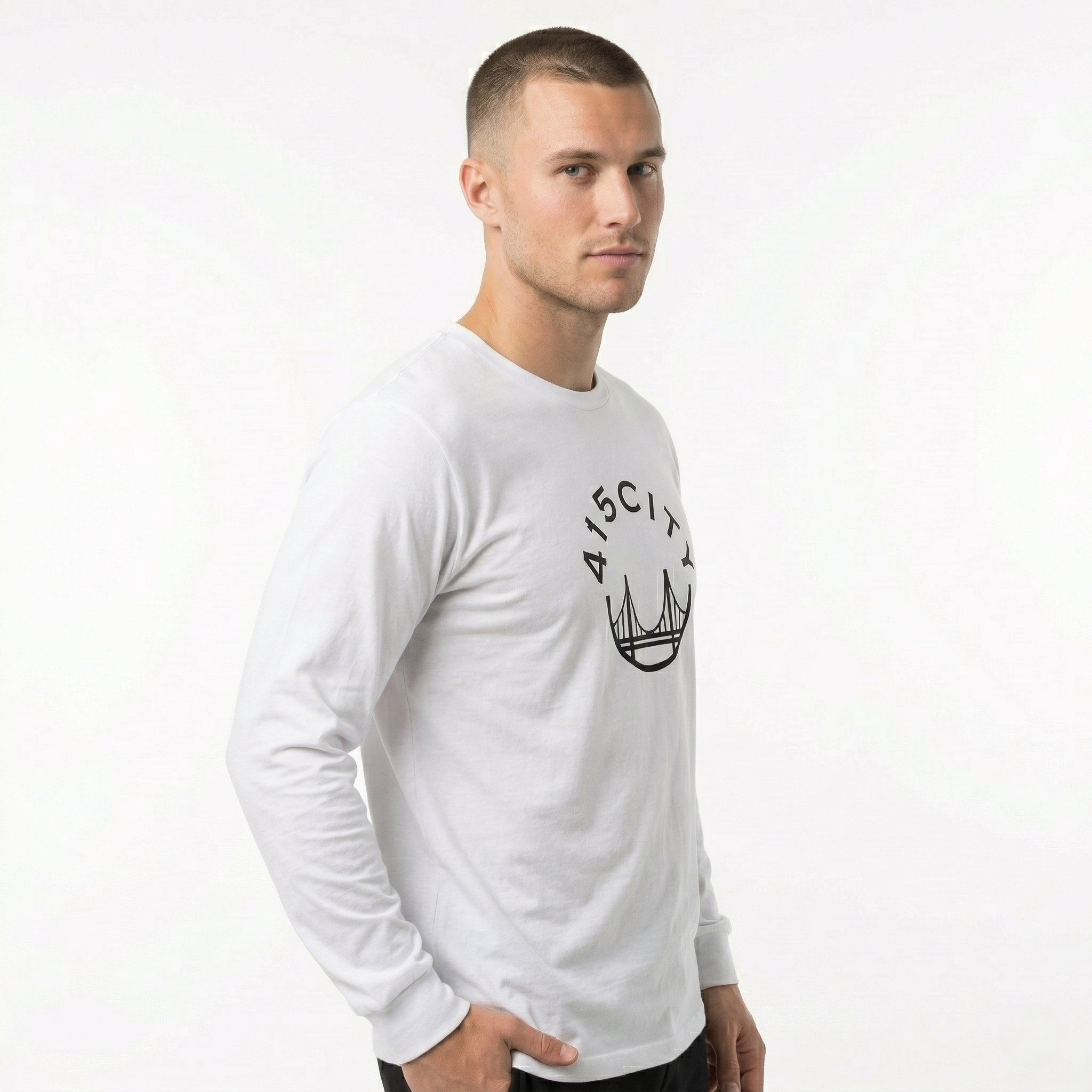 5071_CLASSIC_LONGSLEEVE_WHITE_BLACK_CENTER_2.png